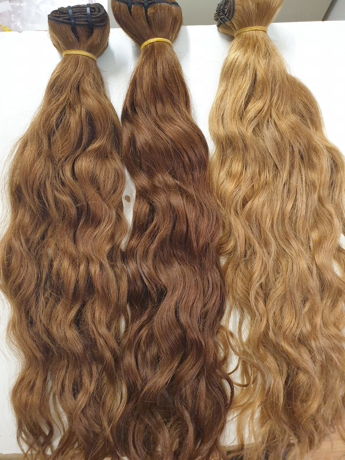 NATURAL BLONDE WAVY HAIR / CAPELLI ONDULATI BIONDI NATURALI